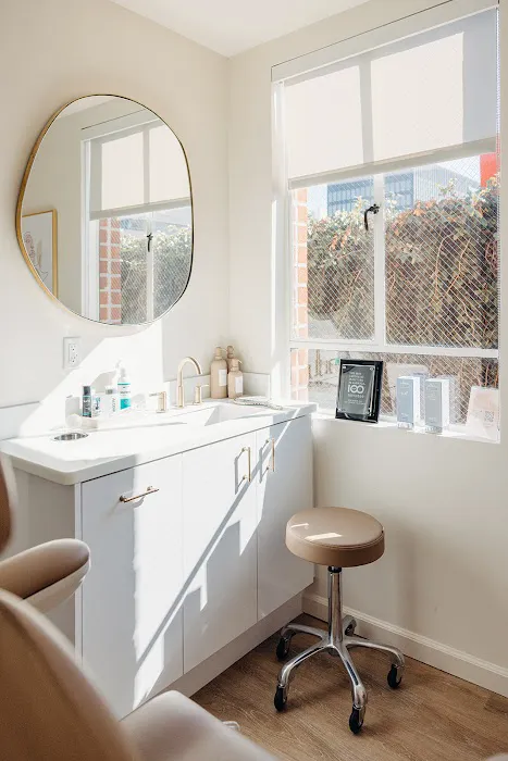 Go See Sari - Medical Aesthetics Picture 1