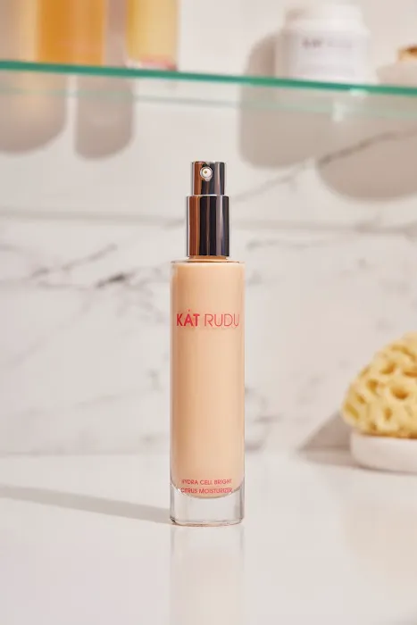KAT RUDU Beauty Picture 5