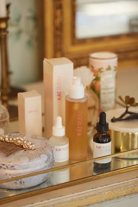 KAT RUDU Beauty Picture 6