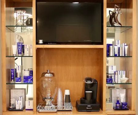 New Skin And Body Aesthetics