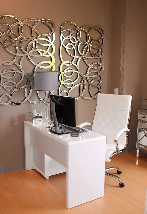 New Skin And Body Aesthetics Picture 3