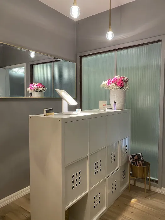 SKINOLOGY Skin Care Picture 1