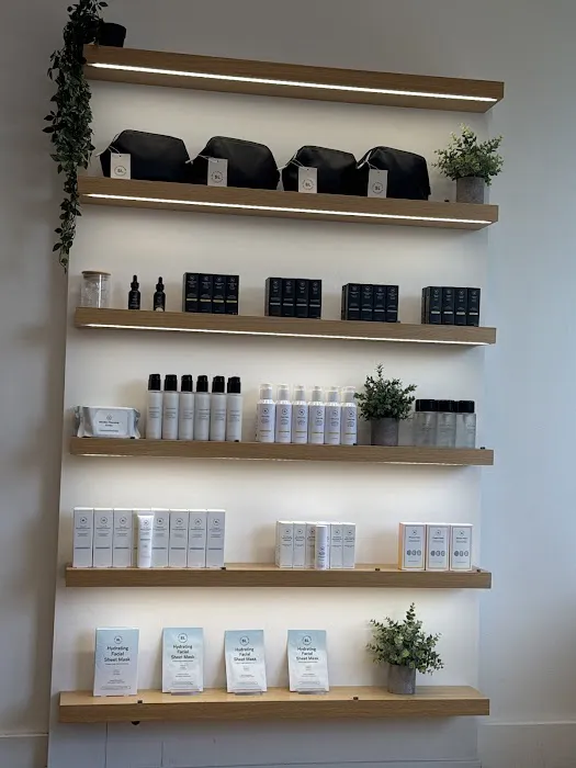 Skin Laundry - Studio City Picture 1