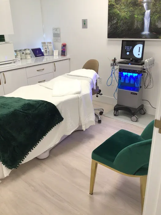 Jade Phoenix Aesthetic Medicine Med Spa - #1 Morpheus8, Microneedling, Hair Transplant, Fillers, & P Shot Picture 6