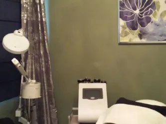 Beauty Queen Skin & Body Picture 1