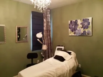 Beauty Queen Skin & Body Picture 2