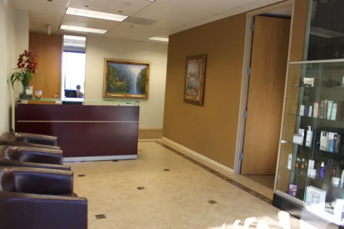 Ageless Derma Picture 2