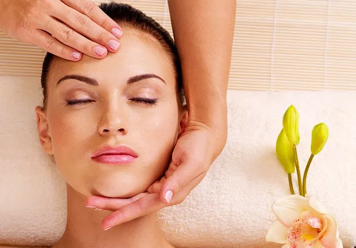 Divine Browz & Beauty Picture 5