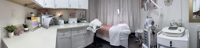 Fadia Beauty | Facial Salon near Van Nuys | Anti Aging Facial Picture 6