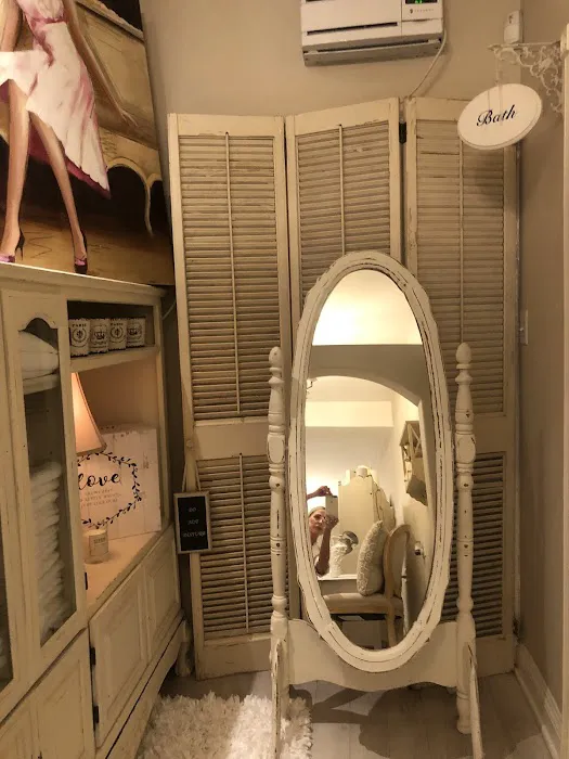 Teri Taylor Spa Boutique Picture 9