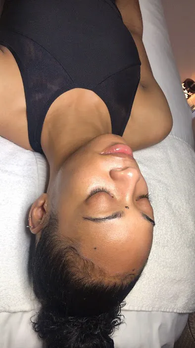 Goodie Glow Picture 7