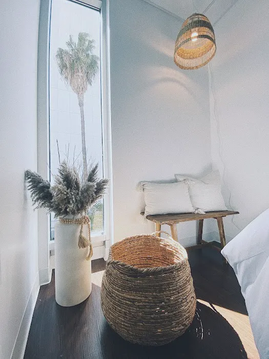 Goodie Glow Picture 3