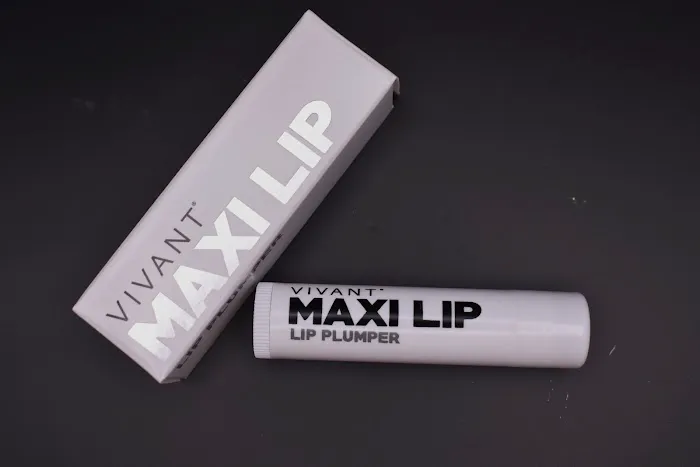 Glow by Chlo Picture 1