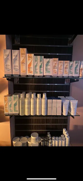 Christina Silva Aesthetics Picture 6