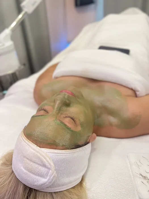 Christina Silva Aesthetics Picture 8