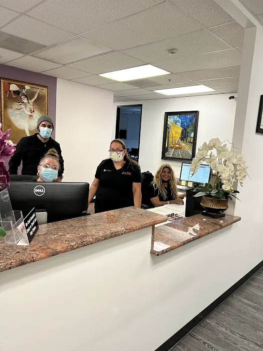 Incredible Veins, Skin & Body Picture 3