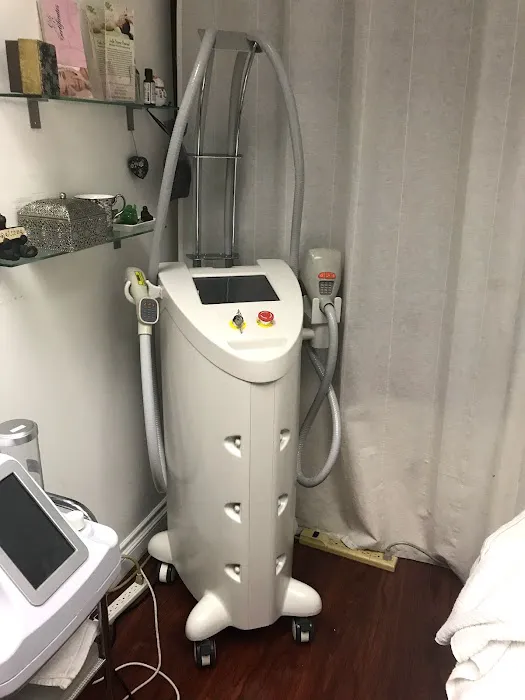 Adrienne Skin Care Picture 6