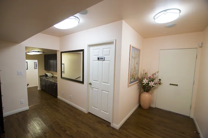 Designer Beauty (Skin Care and Permanent Make-up by Chin Lee) Picture 8