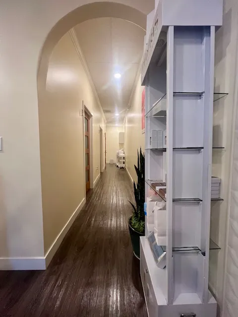 LUXE Skincare Northridge, CA Picture 4