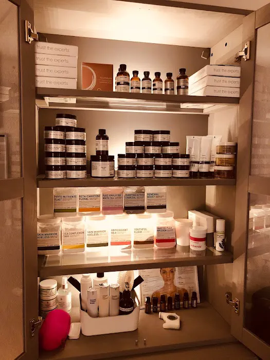 Pure Skincare OC Picture 2