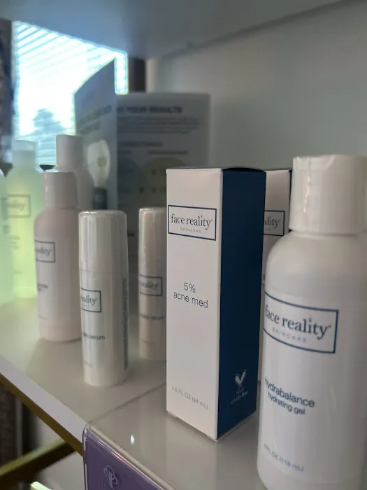 SKINTOLOGY Studio by Julia Rae Picture 1