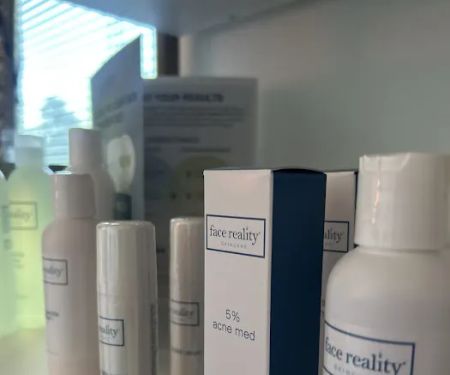 SKINTOLOGY Studio by Julia Rae