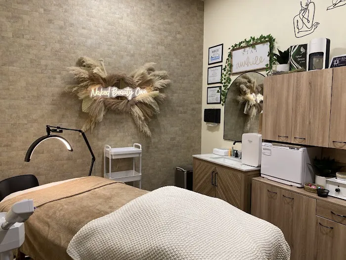 Naked Beauty Cove Picture 6