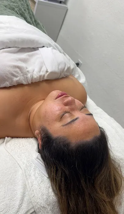 Faccia Bella beauty bar Picture 10