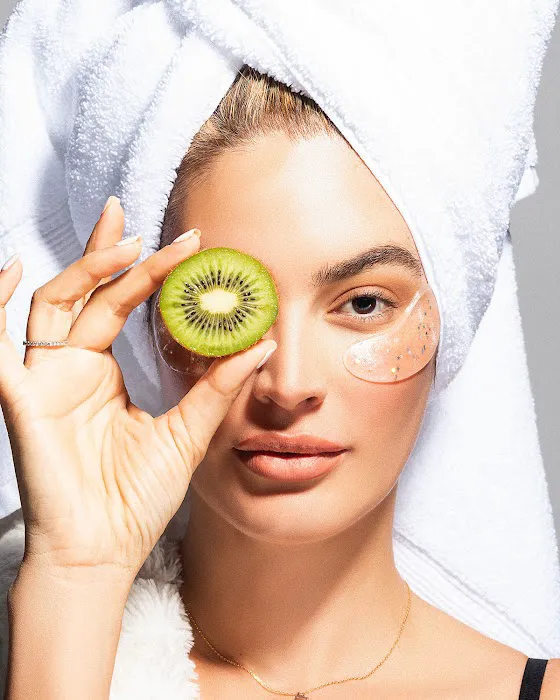 Evolution Skyn Aesthetics - Dermaplaning + Acne Expert Picture 10