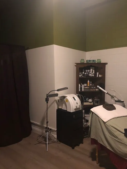 Andrea's Finishing Touch Picture 3