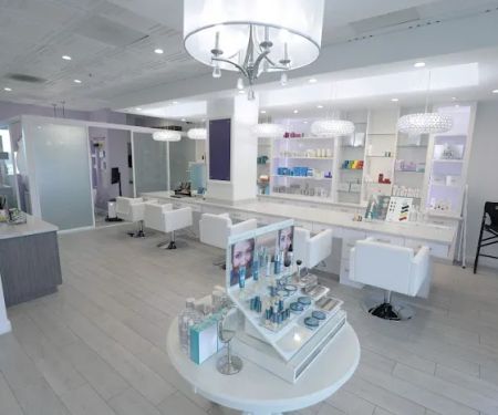 TROIAREUKE Lake Forest