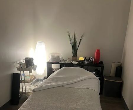 Gua Sha Redlands with Lara Carlos