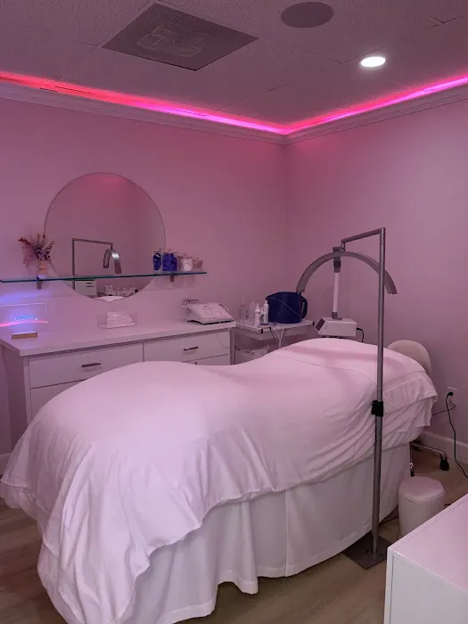 Daydream Skincare Picture 3