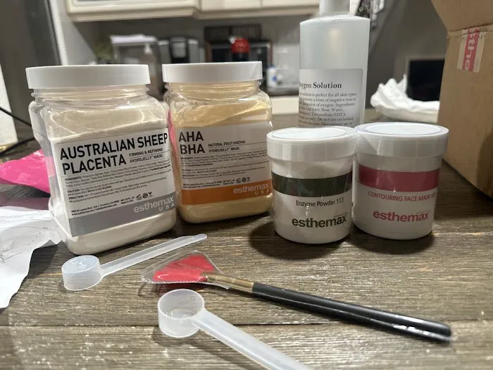 Esthetics by Richelle Picture 5