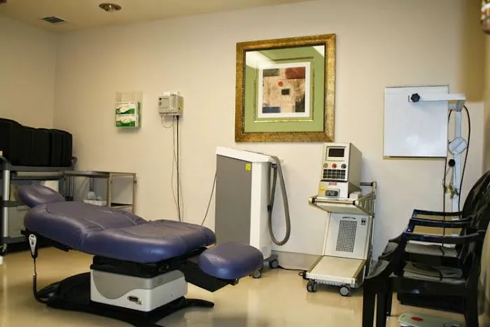 Aesthetic Skin & Laser Medical Center Picture 9