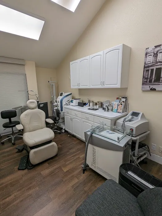 Brilliance Dermatology - Calabasas Picture 10