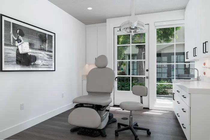 Newport Beach Dermatology and Plastic Surgery Picture 3
