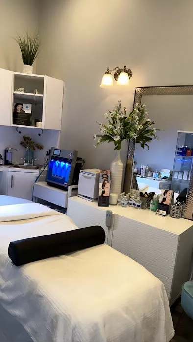 Da Vinci Aesthetic Lounge Picture 4