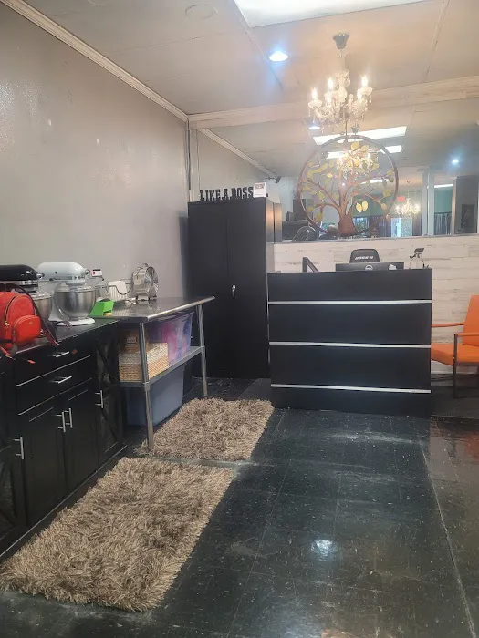 TouShea LLC Picture 6