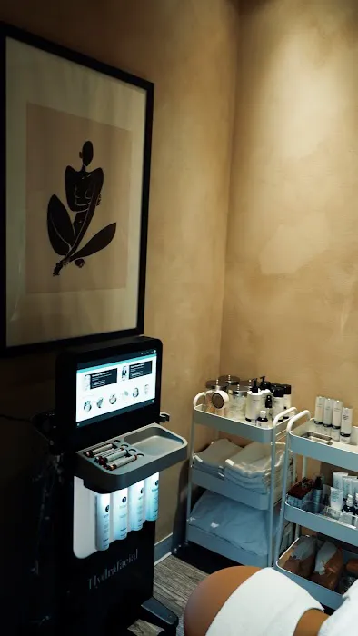 Serena Armstrong Esthetics Picture 5