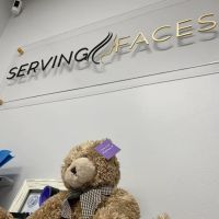 Serving Faces ico