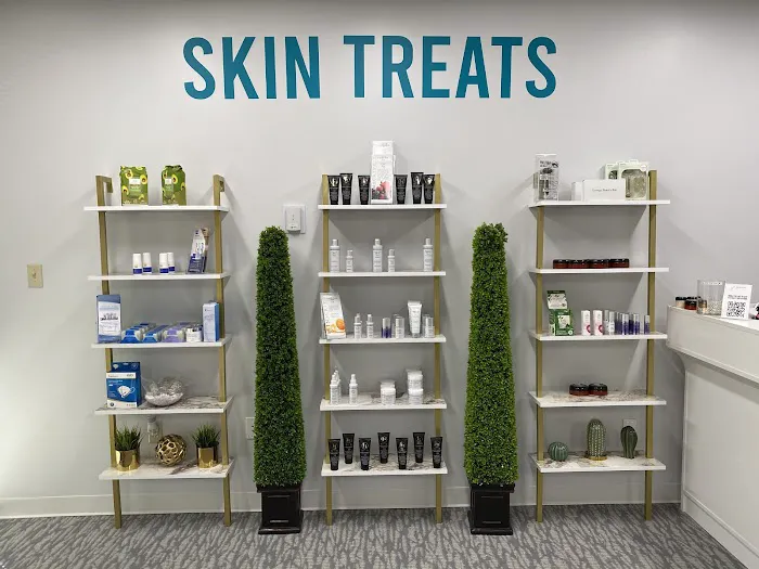 Serving Faces Picture 7