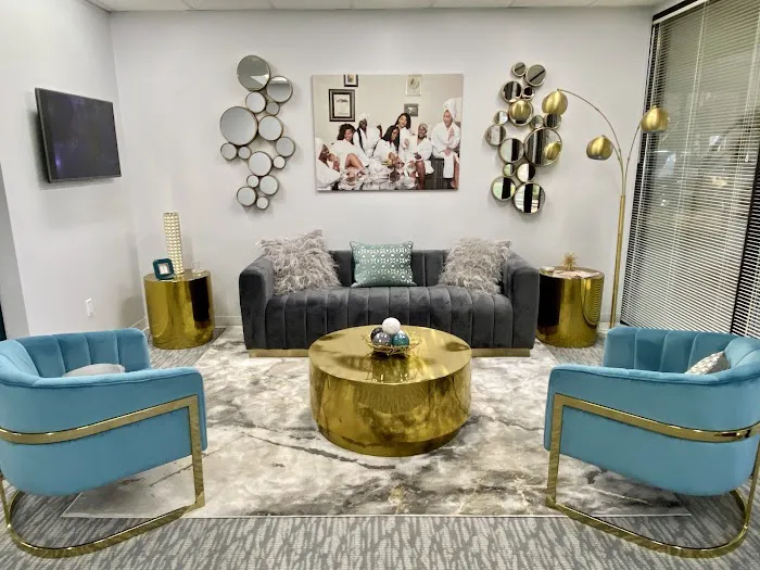 Serving Faces Picture 8