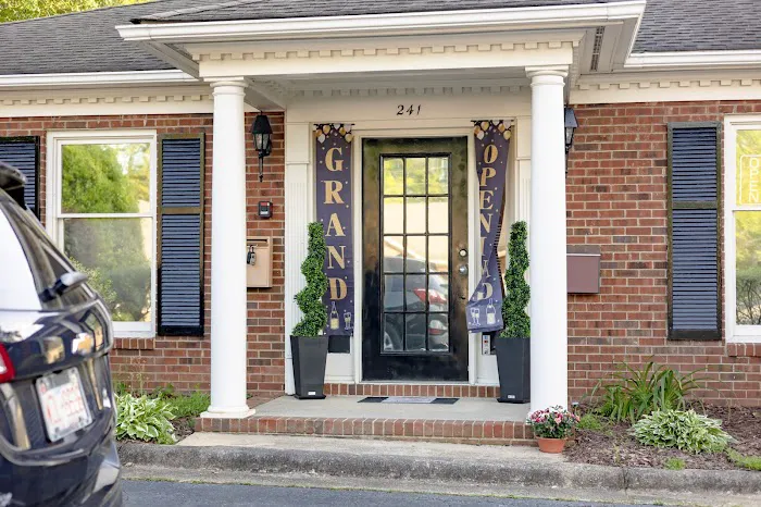 S&N Aesthetics| Med Spa Picture 3