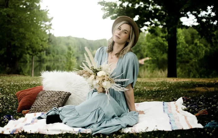 Bloom Aesthetics clt Picture 3