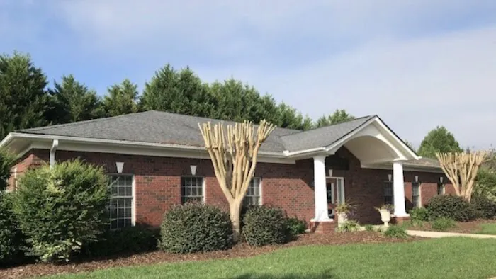 Bloom Aesthetics clt Picture 1