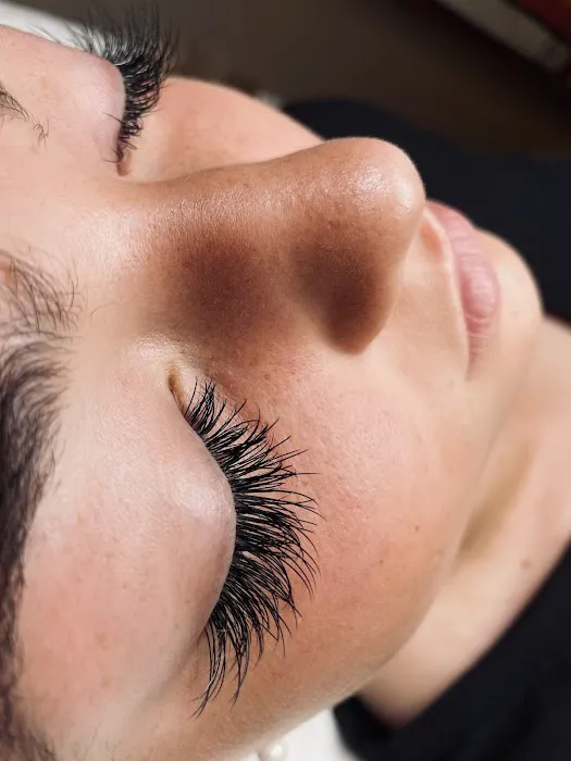 Contour Institute of makeup artistry, skin & Laser Picture 4