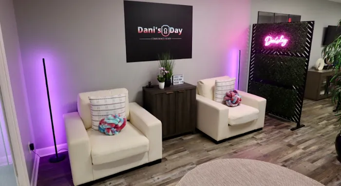 Dani'sday - Body Sculpting Picture 5