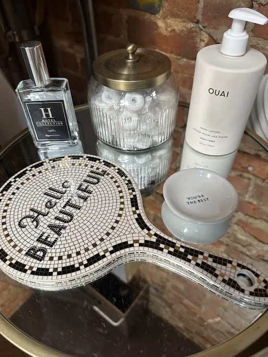 Bare Skin Aesthetics Picture 1