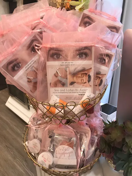 Skin and Lashes by Alona Picture 8